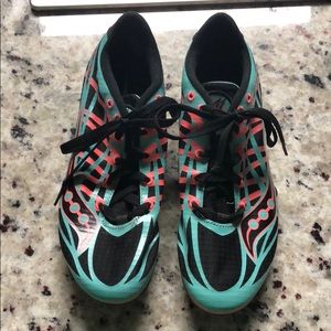 Saucony women’s track cleats